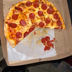 Mia's of Valley Stream - Pepperoni Pizza