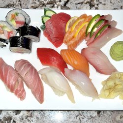 Siam Bistro - Delicious Sushi and Sashimi platter!