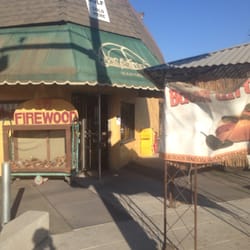 Harvest Moon Market - Store entrance!