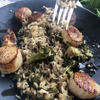 Max Fish - Scallops - Seafood Near Me - Glastonbury, Connecticut