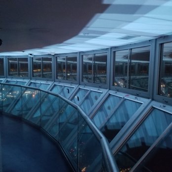 CN Tower - Landmarks & Historical Buildings Near Me - Toronto, Ontario