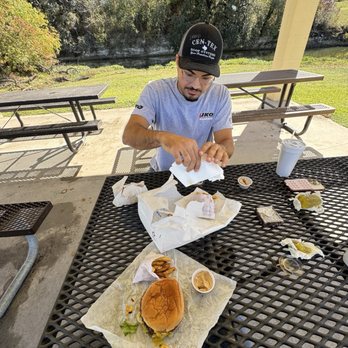 Crow's Burgers - Burgers Near Me - Temple, Texas