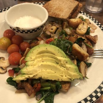 Black Bear Diner - Grants Pass - Fit & Focused - Veggie Hash (530 cals.) - American Near Me - Grants Pass, Oregon