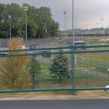 Billericay Park - Parks Near Me - Fishers, Indiana