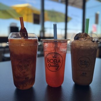 Boba Society - Cha mango, strawberry leeche with strawberry boba, thin mint - Bubble Tea Near Me - Lakeland, Tennessee Boba Society - Cha mango, strawberry leeche with strawberry boba, thin mint - Bubble Tea Near Me - Lakeland, Tennessee