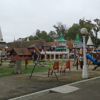 Republica de los Niños - Adentro del lugar también hay juegos de plazas - Kids Activities Near Me - Gonnet, C