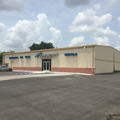 clark realty converse