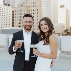 Leiah Scheibel Makeup Artist - I loved my hair & makeup for my engagement shoot!