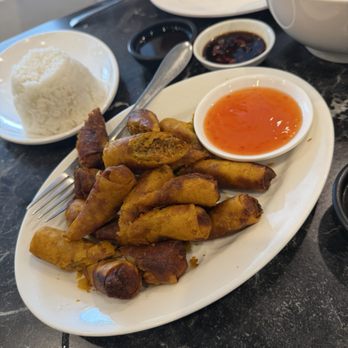 Patpat's Kansi - Their version of lumpia goes well with the rest of the food - Barbeque Near Me - Makati, NCR