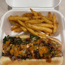 Elkhorn BBQ - Ugly Brother with Fries