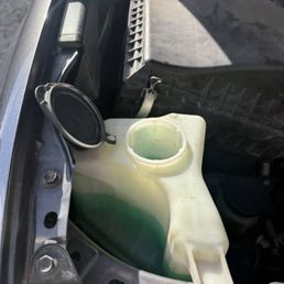 My windshield reservoir was not full