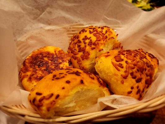 Demos' Restaurant by null