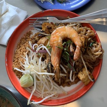Funky Elephant - Thai Near Me - Berkeley, California