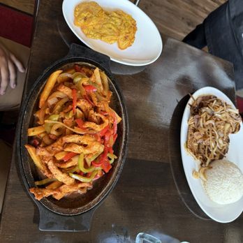 Colombian House - Chicken saltado - Colombian Near Me - New Rochelle, New York Colombian House - Chicken saltado - Colombian Near Me - New Rochelle, New York