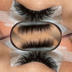 The Babe Factory - Wispy Volume lashes by Breanna