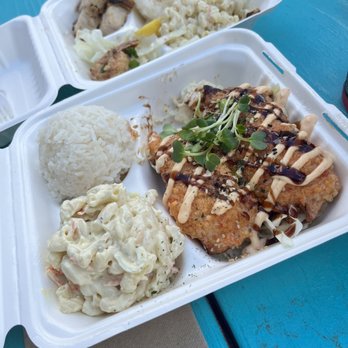 Da Soriano Grindz - The salmon was fire - Filipino Near Me - Kahului, Hawaii Da Soriano Grindz - The salmon was fire - Filipino Near Me - Kahului, Hawaii