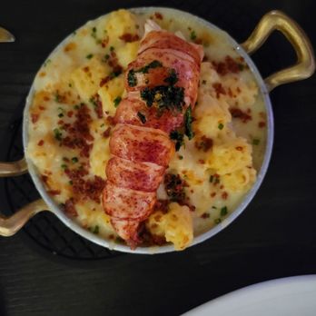 Hell's Kitchen - Lobster Mac and cheese - Cocktail Bars Near Me - Funner, California
