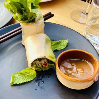 Ba Sa - Vegetarian fresh roll with avocado and tofu and vegetables. Peanut sauce on the side - Vietnamese Near Me - Bainbridge Island, Washington Ba Sa - Vegetarian fresh roll with avocado and tofu and vegetables. Peanut sauce on the side - Vietnamese Near Me - Bainbridge Island, Washington