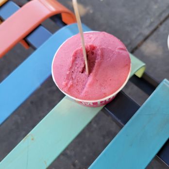 Kem CoBa - Berry & lychee sorbet - Ice Cream & Frozen Yogurt Near Me - Montreal, Quebec Kem CoBa - Berry & lychee sorbet - Ice Cream & Frozen Yogurt Near Me - Montreal, Quebec