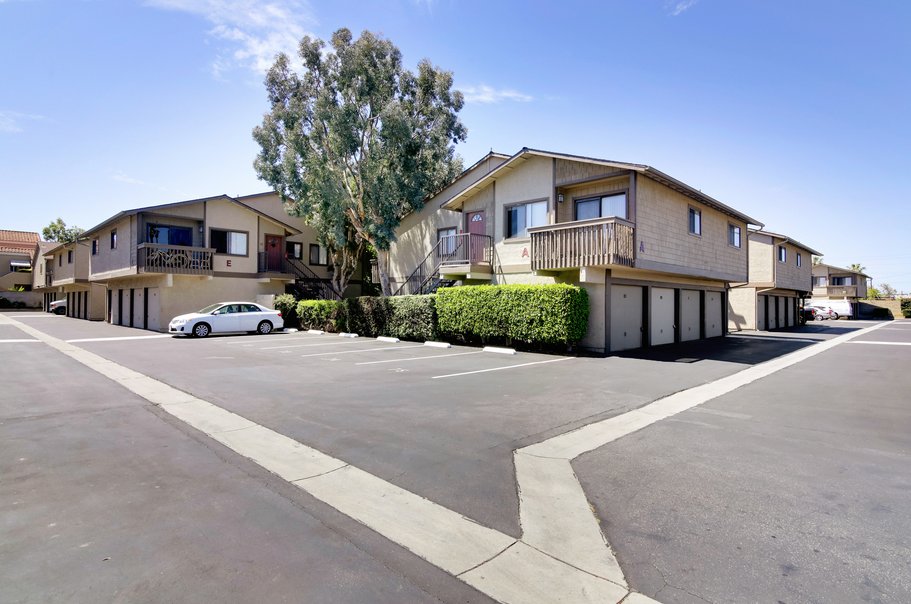 WESTLAKE VILLAGE APARTMENTS 13 Photos & 11 Reviews Apartments 955