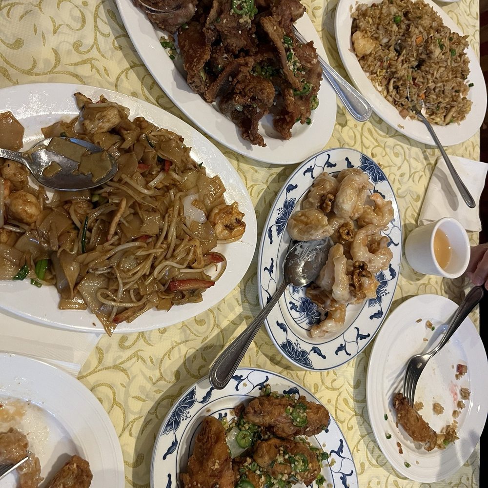 Amazing Kitchen - Chinese Near Me - Tracy, California