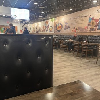 Asian Noodle House - Space - Asian Fusion Near Me - Newark, Delaware