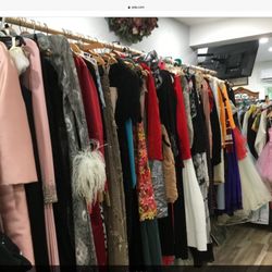 Old Beginnings Antiques & Consignment