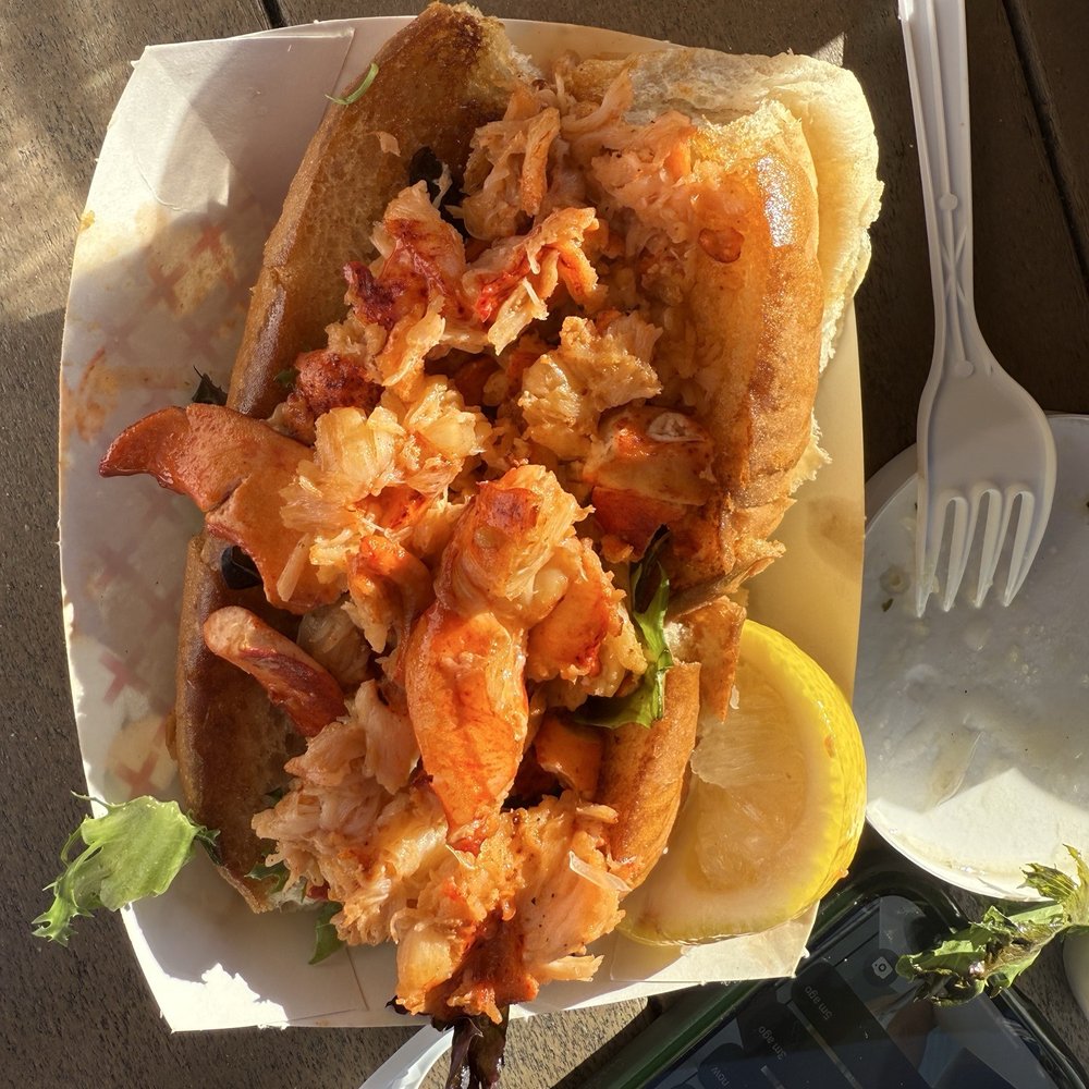 Monahan's Clam Shack - Lobster roll - Seafood Near Me - Narragansett, Rhode Island Monahan's Clam Shack - Lobster roll - Seafood Near Me - Narragansett, Rhode Island