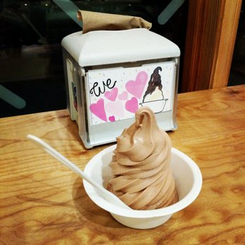 Eb & Bean - Bourbon pecan truffle, small - Ice Cream & Frozen Yogurt Near Me - Portland, Oregon