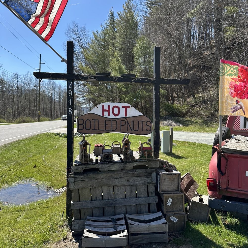 Maw's Produce - Arts & Crafts Near Me - Boone, North Carolina