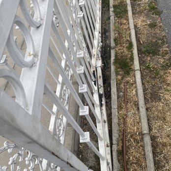 Hernandez Towing & Auto Body - The bent gate, bent back enough to slide into place again - Body Shops Near Me - Pacoima, California Hernandez Towing & Auto Body - The bent gate, bent back enough to slide into place again - Body Shops Near Me - Pacoima, California