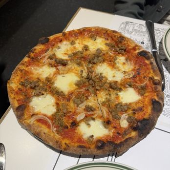 Jon & Vinny's - bronx bomber - Pizza Near Me - Beverly Hills, California Jon & Vinny's - bronx bomber - Pizza Near Me - Beverly Hills, California
