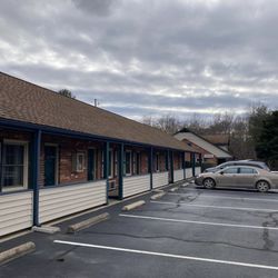 Village Inn