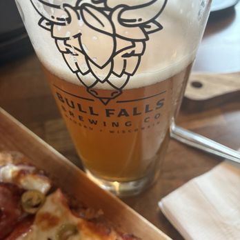 Bull Falls Brewery - Micro brew, Bull Falls, IPA. - Breweries Near Me - Wausau, Wisconsin Bull Falls Brewery - Micro brew, Bull Falls, IPA. - Breweries Near Me - Wausau, Wisconsin