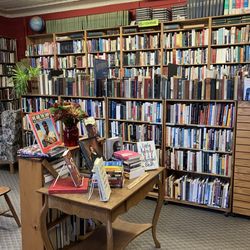 Left Bank Books - Inside