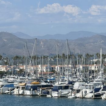 Brophy Bros - Ventura - da marina in Ventura Bay harbor - Seafood Near Me - Ventura, California