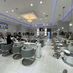 5 Stars Nails Bar - Inside
