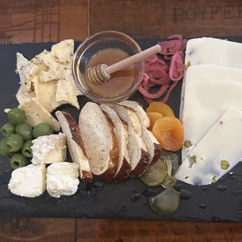 Beaune's Wine Bar - Cheese tasting board - Wine Bars Near Me - Tampa, Florida Beaune's Wine Bar - Cheese tasting board - Wine Bars Near Me - Tampa, Florida