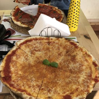 La Prezzemolina - Pizza Near Me - Rome, RM