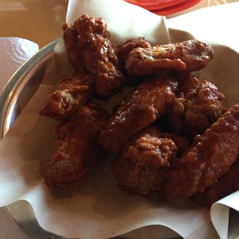 Hooters - Ten Wings in 911 Sauce - Sports Bars Near Me - Prattville, Alabama