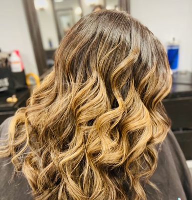 Valentino and Jet Hair Salon by null