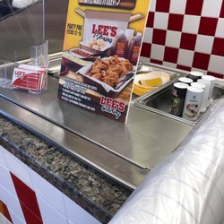 Lee's Famous Recipe Chicken