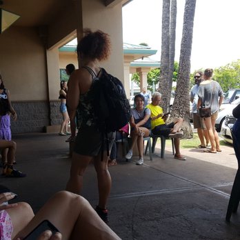 Da Kitchen Maui - For a late lunch...there are a lot of folks waiting. - Hawaiian Near Me - Kihei, Hawaii Da Kitchen Maui - For a late lunch...there are a lot of folks waiting. - Hawaiian Near Me - Kihei, Hawaii
