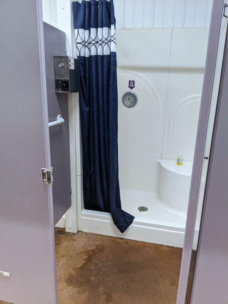 RIVER GROVE CAMPGROUND & CABINS Updated September 2024 25 Poplar