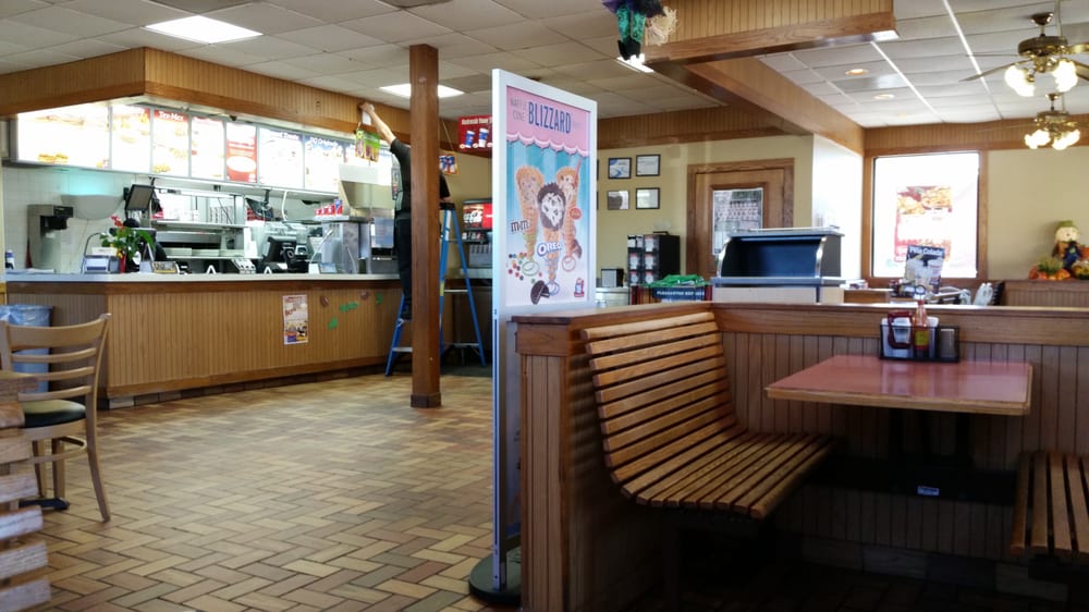 DAIRY QUEEN 223 S Main Street, Pleasanton, Texas Ice Cream & Frozen