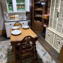 user provided Peddler's Alley photo