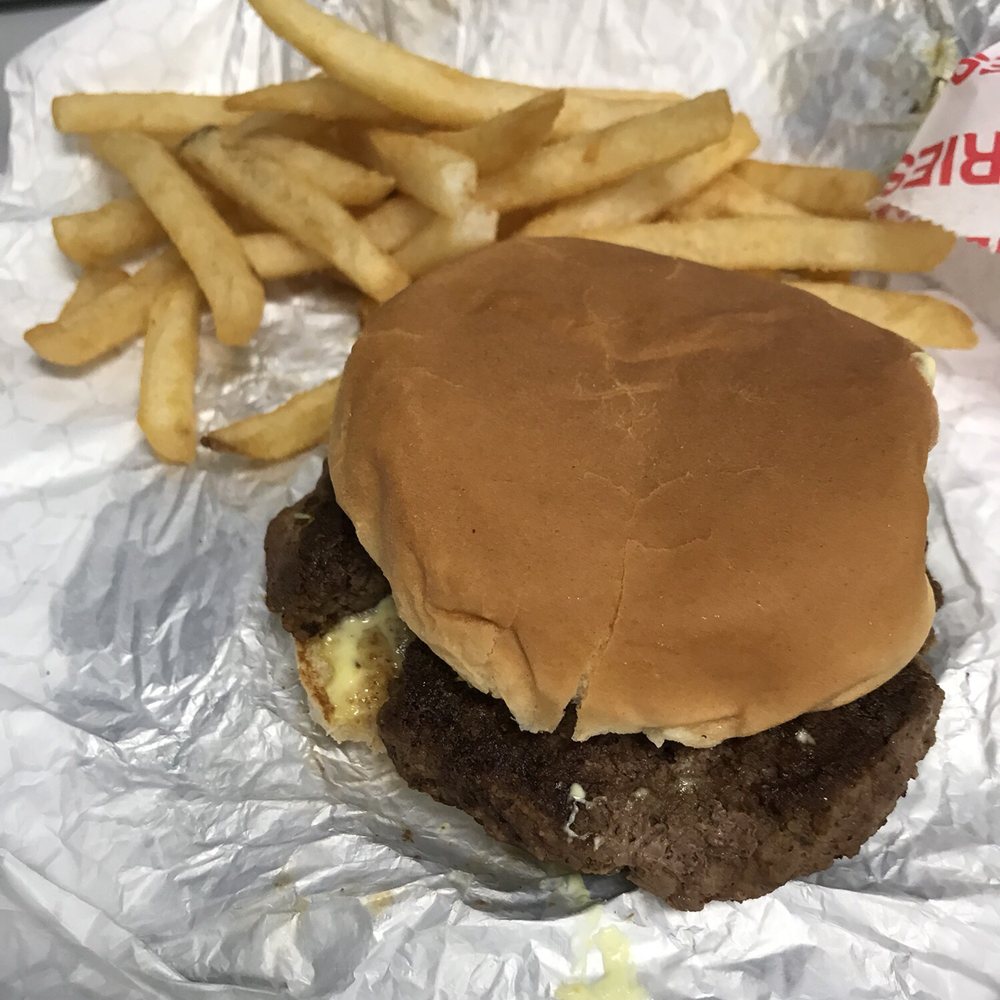 Frostop - 8 ounce Cheeseburger Yummo! - Burgers Near Me - Baton Rouge, Louisiana