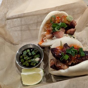 Timberline Craft Kitchen & Cocktails - Thai chili Bao buns ($13) - good but small - Cocktail Bars Near Me - Silverthorne, Colorado