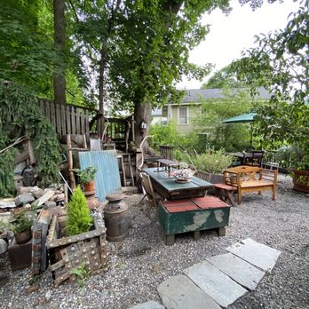 Pleasant and Main - Cafes Near Me - Housatonic, Massachusetts Pleasant and Main - Cafes Near Me - Housatonic, Massachusetts