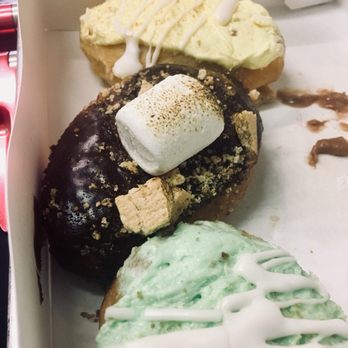Beiler's Bakery - Top to bottom: Lemon, S'mores, & Key lime. - Bakeries Near Me - Philadelphia, Pennsylvania Beiler's Bakery - Top to bottom: Lemon, S'mores, & Key lime. - Bakeries Near Me - Philadelphia, Pennsylvania